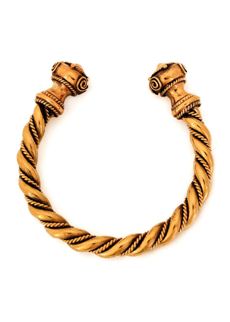 foto Massive Celtic Bracelet from Bronze